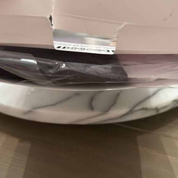 NWT Wolford Velvet De Luxe 66 Tights size Medium - Picture 6 of 6